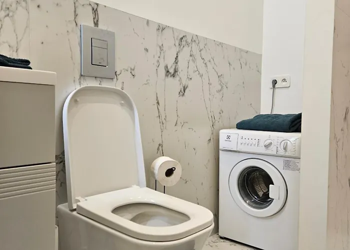 Klimatyzowana, Stylowa Kawalerka, Centrum, 아파트